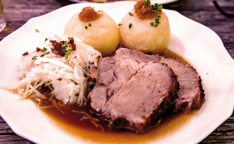 Schweinebraten Traditionell Mittagessen Jga